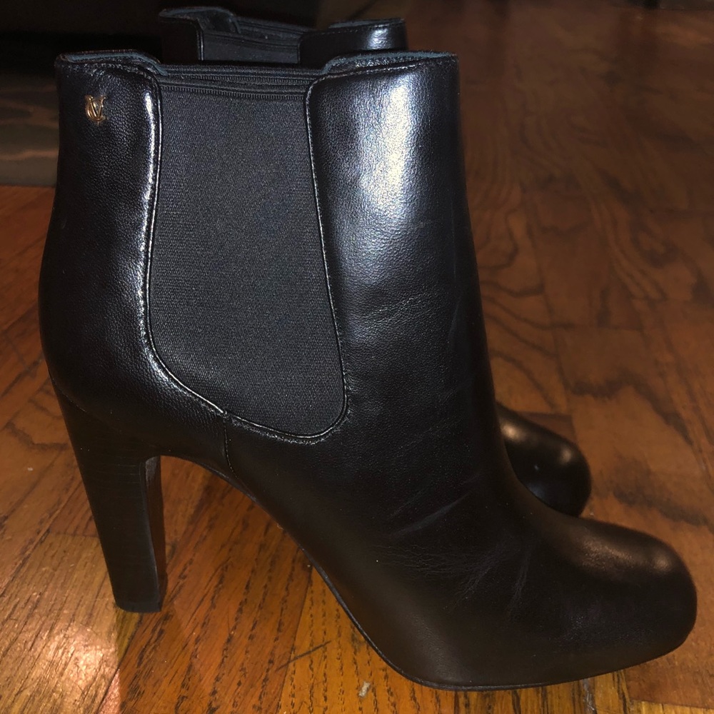 Brand New Vince Camuto Booties